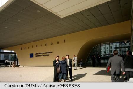 UE regretă decizia Elveției de a limita accesul muncitorilor români și bulgari. 