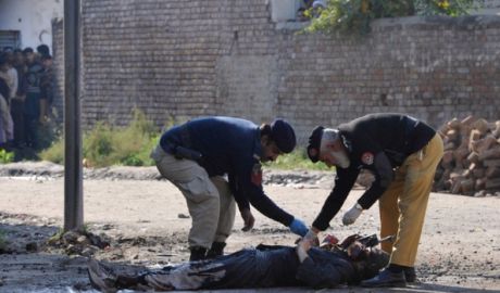 Cel puţin 43 de persoane au fost ucise şi alte câteva zeci au fost rănite. Foto: romaniatv.net