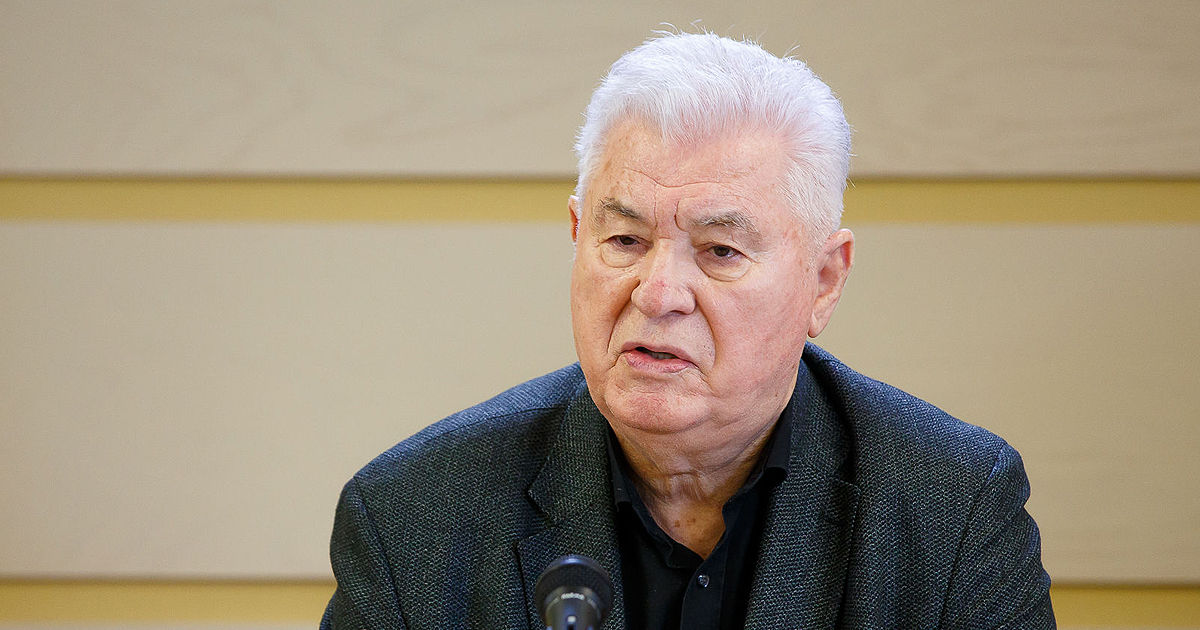 Voronin, despre noul mandat: Nu mă simt pregătit, dar Blocul prea tare mă vrea pe listă.