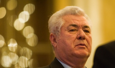Воронина, не понимает, что его партию закапывают его же воспитанники.