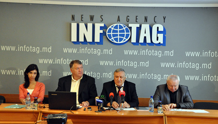 Партия социалистов по опросу набирает почти 10% голосов.