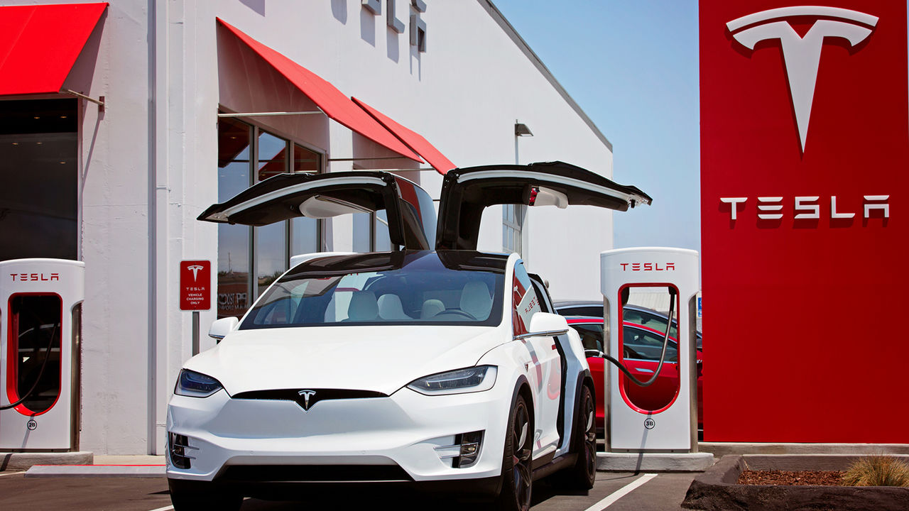 Главы 3-х российских регионов предложили Маску площадки для завода Tesla.