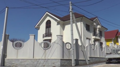 Liderul Partidului Platformei "DA", Andrei Năstase, a recunoscut că trăiește în casa filmată cu o dronă. Foto: today.md