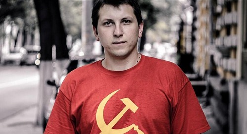 Журналист уточняет, что за возмущенный таким "наглым" любопытством историк Ставилэ привлек полицию, которая и оштрафовала Григорчука на 400 леев.