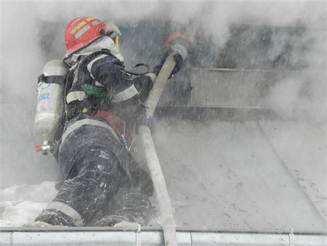 Tragedie în noaptea de Revelion, un bărbat din Taraclia a murit din cauza unui incendiu izbucnit în locuinţa acestuia.