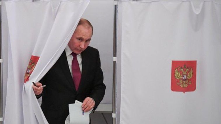 Aliaţii lui Putin se întrec în felicitări. Occidentul, mai rezervat