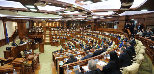 Gaburici, Drăguţan, Balan, Gurin şi Chetraru, chemaţi în Parlament.