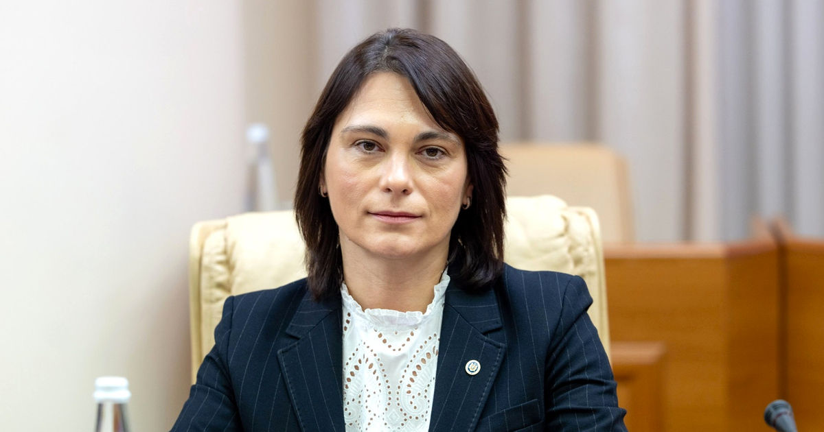 Audieri în Parlament pe tema drogurilor: Ministra de Interne va oferi explicații.