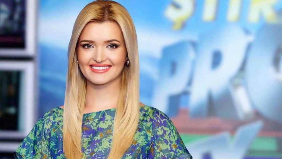Fosta prezentatoare TV și actuala bloggeriță Cristina Gheiceanu.