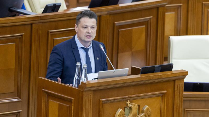 Глава Минздрава о повышении зарплат врачам: Сегодня не могу это гарантировать, но будем работать.