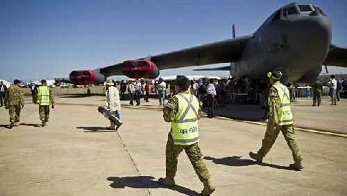 Южная Корея отозвала иск против мешавших строительству базы ВМС активистов.