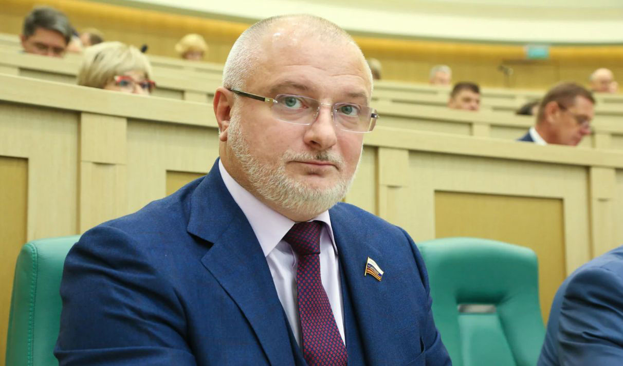 В Совете Федерации намекают на "интеграцию новых территорий" в Россию этой осенью.