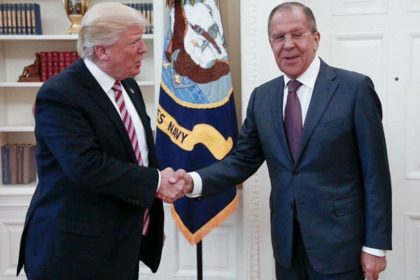 США вернули шпиона из России после приезда Лаврова в Белый дом.