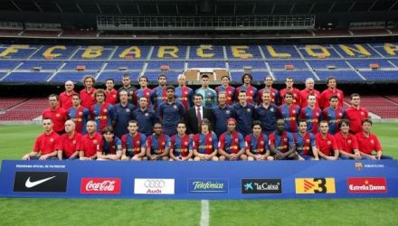 Tot de atunci, jucătorii blaugrana au înscris pe tricouri logo-ul UNICEF.