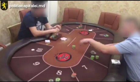 Proprietarul localului riscă o amendă de la 4 000 lei până la 6 000 lei.