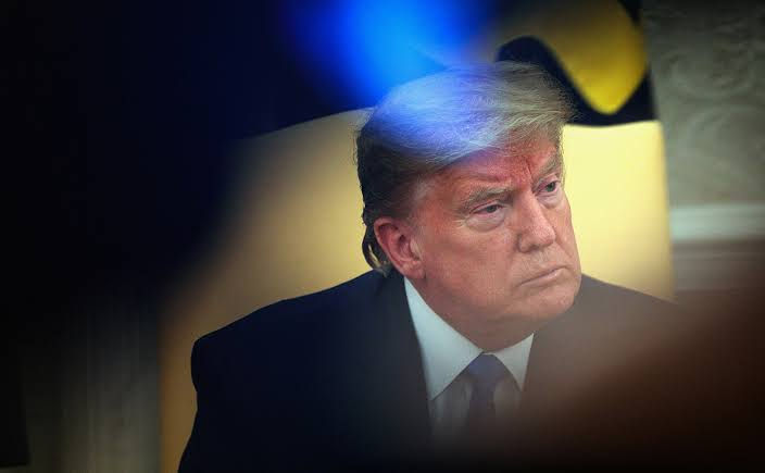 Трамп призвал Зеленского прекратить боевые действия: 25 тыс. человек погибли в прошлом месяце.