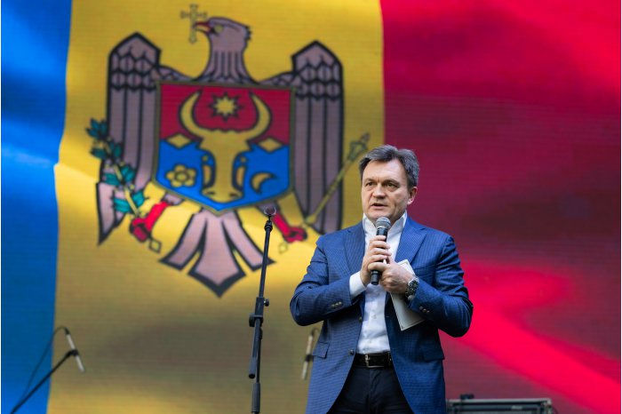Премьер-министр Дорин Речан.