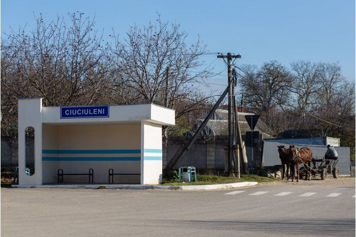 Системы общественного освещения модернизированы в 52 населенных пунктах.