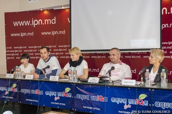 Организаторы мероприятия заявили, что пытаются вернуть боевой дух праздника 8 Марта.