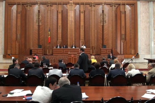 Правящий альянс покрывает министра Дорина Речана, попавшего в ДТП при сомнительных обстоятельствах.