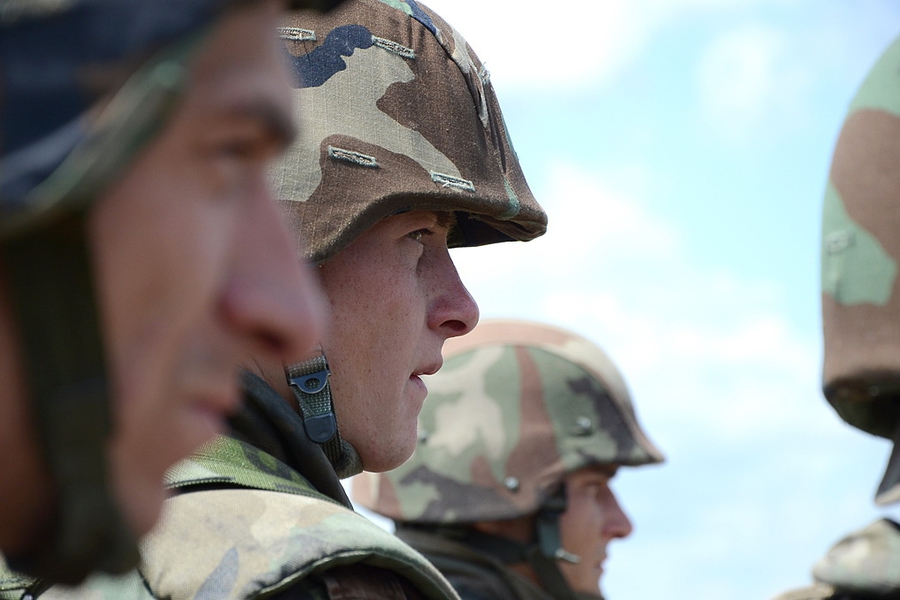Версии Министерства обороны и военной прокуратуры о смертельном ранении военнослужащего в Бельцкой мотопехотной бригаде разошлись.