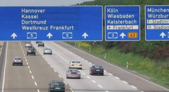 Cu toate acestea, mai multe ţări limitrofe Germaniei, în special Austria, dar şi Belgia şi Olanda, consideră în continuare legea drept una discriminatorie şi neconformă cu regulile europene. 