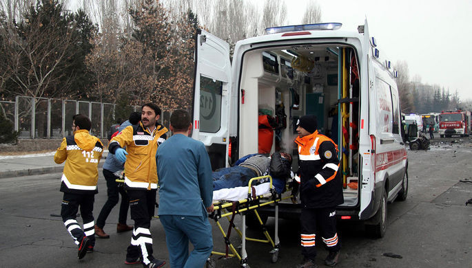 Число жертв пожара в гостинице в Батуми увеличилось до 12 человек. Фото: AP Photo