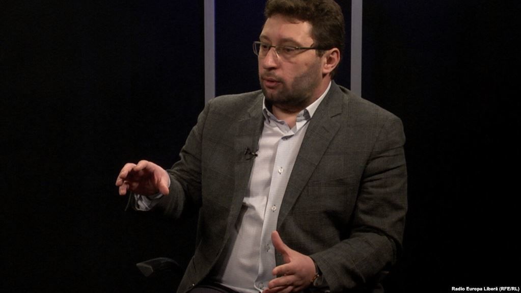 По мнению политического аналитика Игоря Волницкого, уже сейчас мы наблюдаем «войну пиаров».