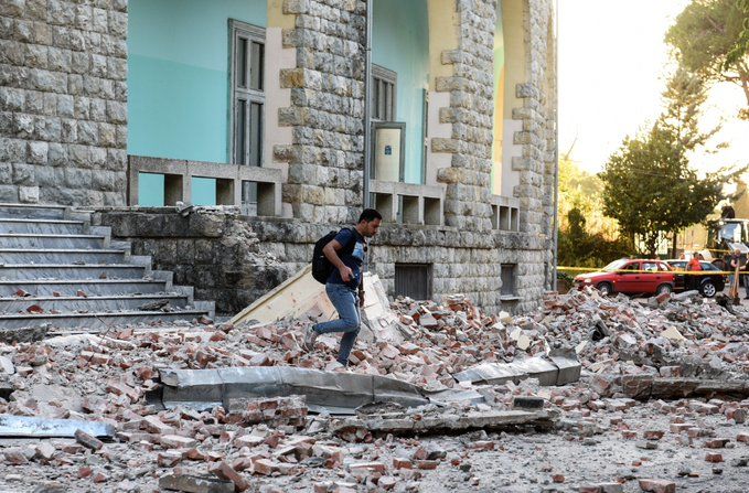 У побережья Албании произошло землетрясение магнитудой 5,3.
