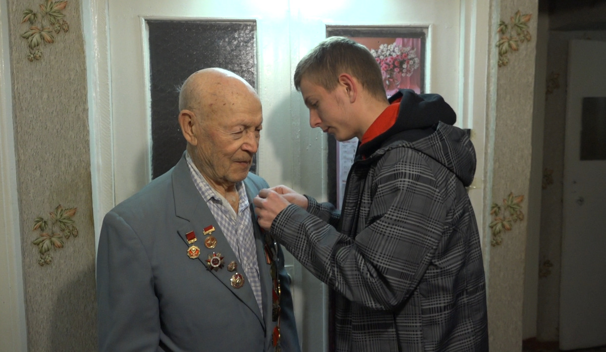 Многим ветеранам уже за девяносто. 