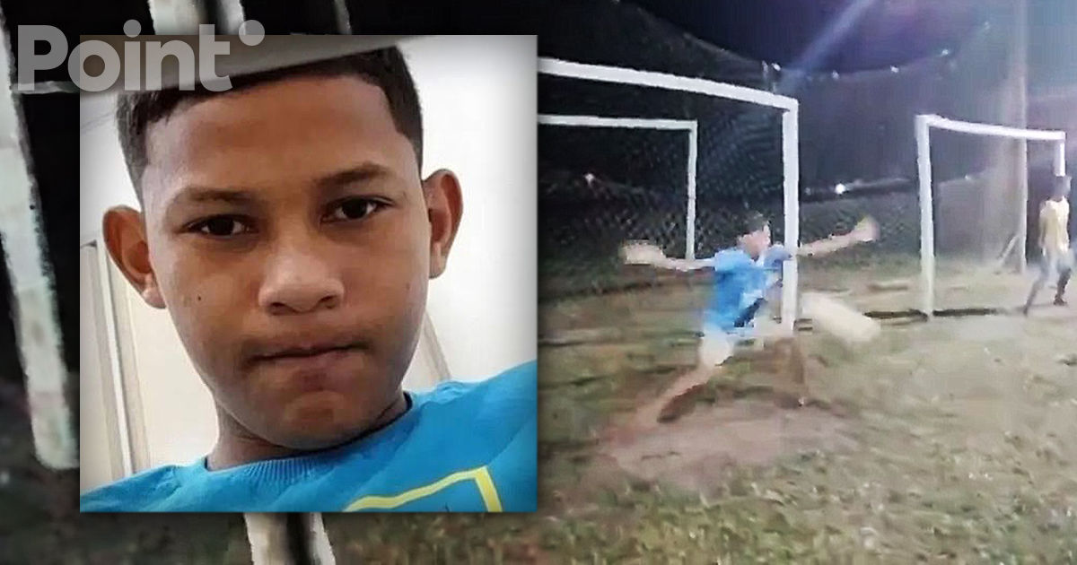 Un portar de 16 ani a decedat în Brazilia după ce a respins un penalti cu pieptul.