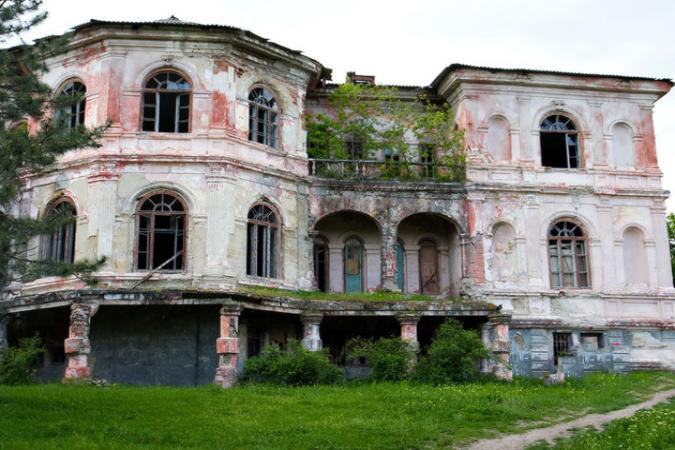 В Молдове — 129 усадеб. 30% из них принадлежат частным лицам, однако находятся в плачевном состоянии.