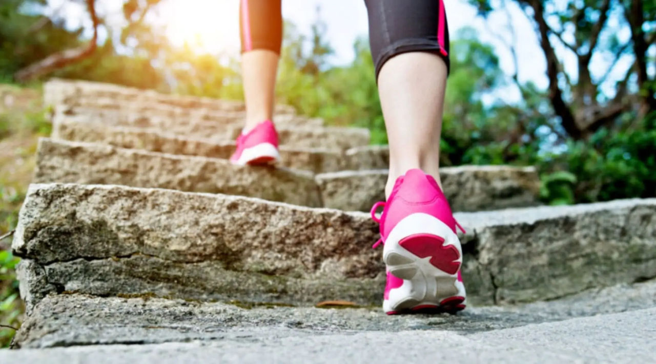 Ученые: Скорость ходьбы напрямую связана с продолжительностью жизни.