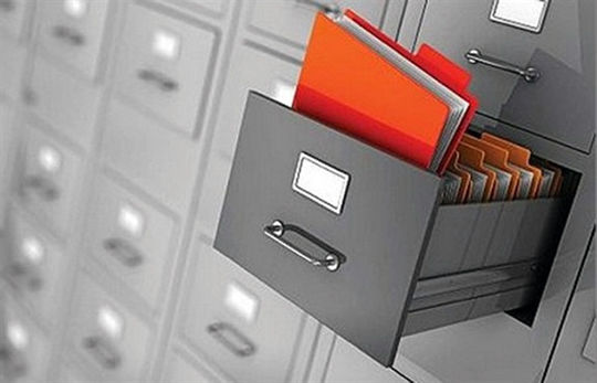 В базе данных - информация о 215 тыс. компаний и более 400 тыс. учредителях.