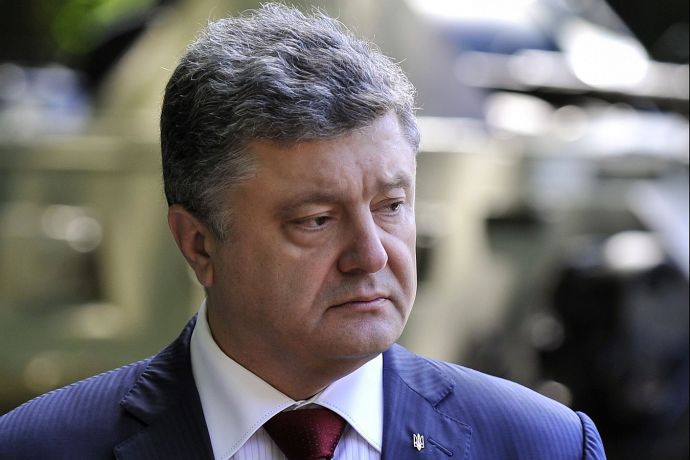 Negocierile de pace între rebelii proruşi şi Kiev vor avea loc miercuri şi vineri la Minsk, a anunţat luni preşedintele ucrainean Petro Poroşenko, după o convorbire telefonică cu şefii de stat rus, german şi francez, informează AFP.