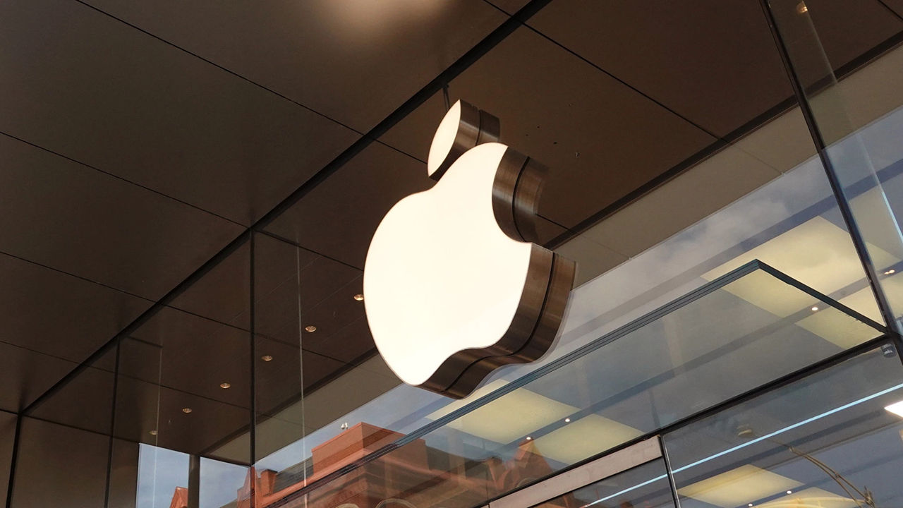 Apple nu mai este cea mai valoroasă companie din lume din cauza tarifelor impuse de Trump.