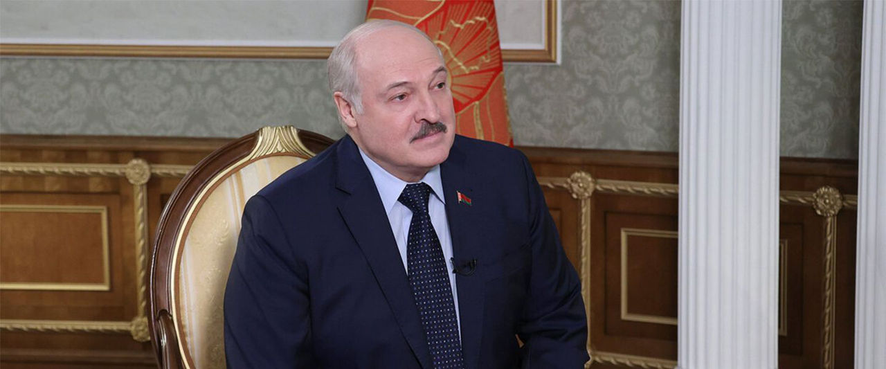 Лукашенко: "Для меня главное, чтобы не влезть по уши в украинский конфликт".