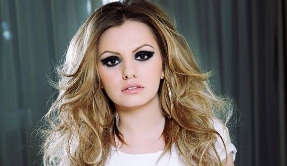 Alexandra Stan, șocată de cum și-a găsit tatăl în spital. Foto: click.ro