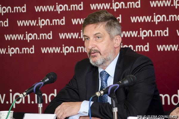 Артур Михальски (Artur Michalski) награжден Орденом Почета.