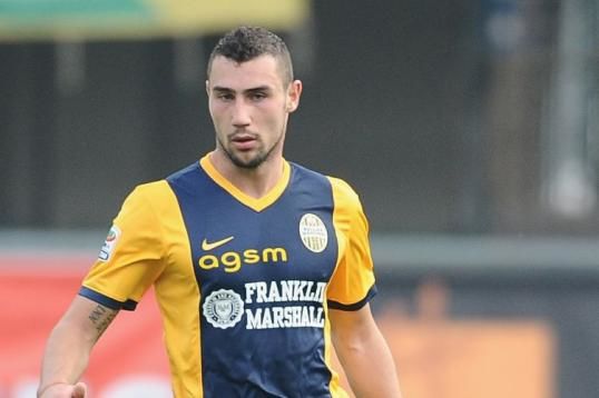 Fotbalistul moldovean Artur Ioniţă a început pregătirea în componenţa noului său club, Cagliari Calcio. Foto: calciomercato.com