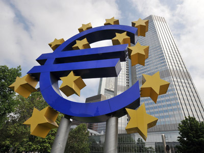 Zona euro a ieşit din recesiune în trimestrul al doilea, cu o creştere eocnomică de 0,3% faţă de primele trei luni ale anului.