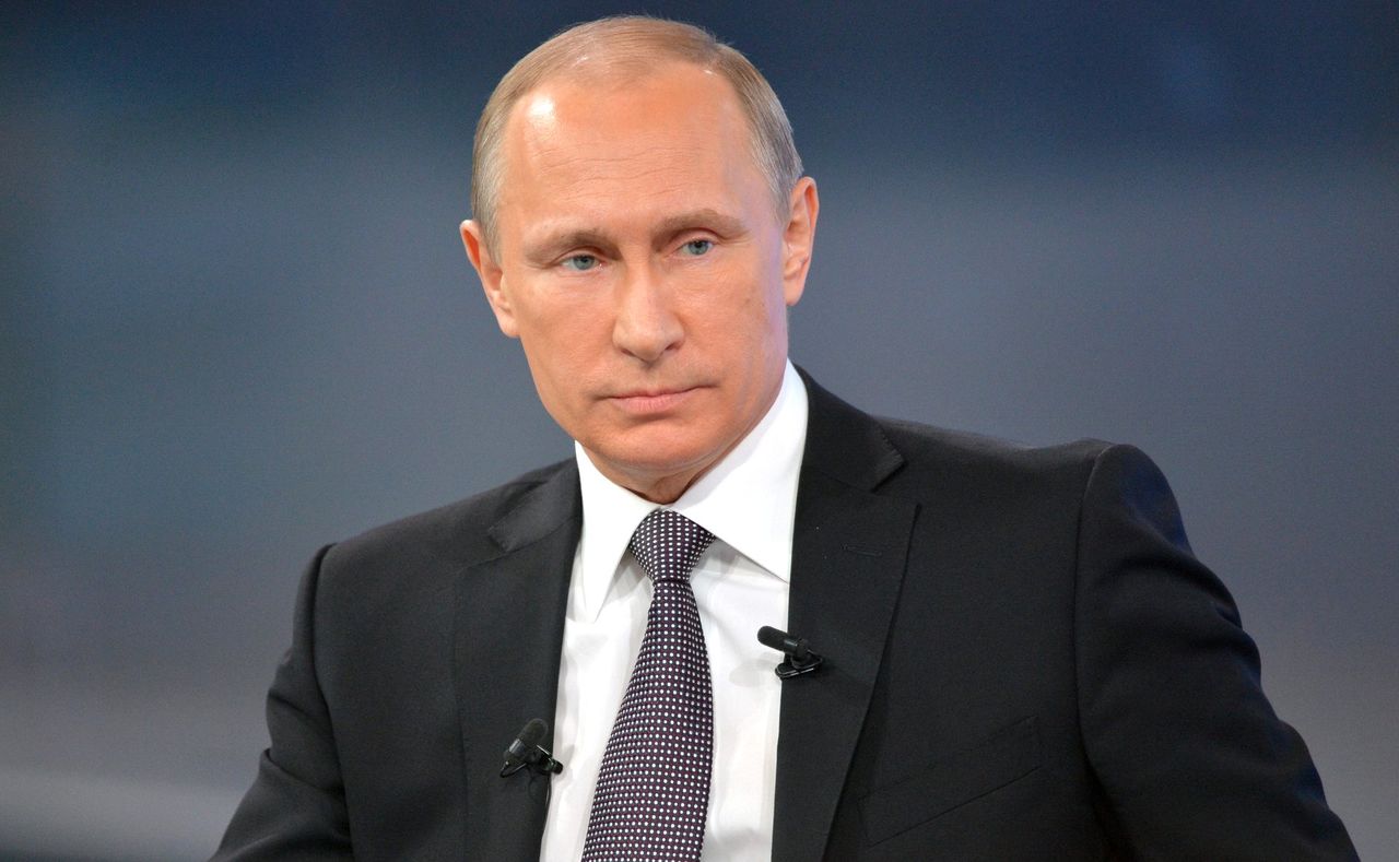 Банк России не находится под давлением президента Владимира Путина.