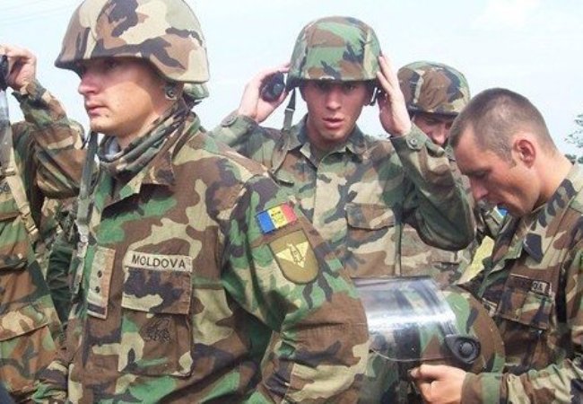 Не готовы документы для отправки молдавских военных.  Фото: vfokuse.md