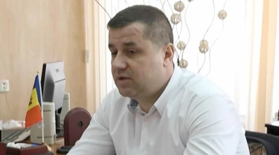 Глава управления уголовных расследований Танас арестован на 20 суток.