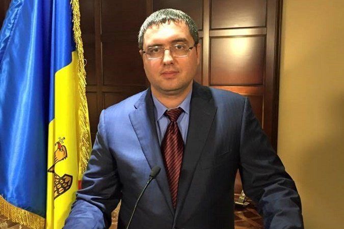  Бюро Госканцелярии потребовало документы о командировке Усатого.