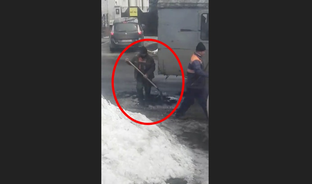 Cum comentează Primăria lucrul de mântuială: Asfalt în băltoace. Foto: realitatea.md