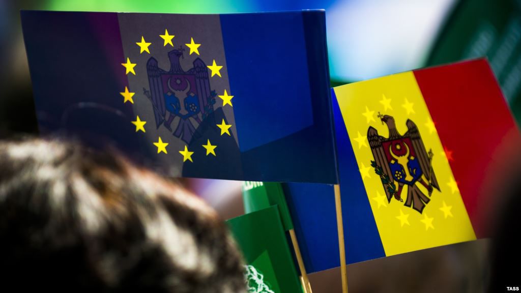 Familia social-democrată europeană condamnă ferm orice acțiune de violență politică care va pune în pericol nu numai atmosfera de pace pentru progres, dar și securitatea regional, se arată la finalul declarației.