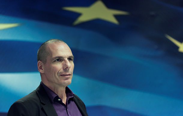 Стране, по словам министра финансов, в ближайшее время дефолт не грозит.