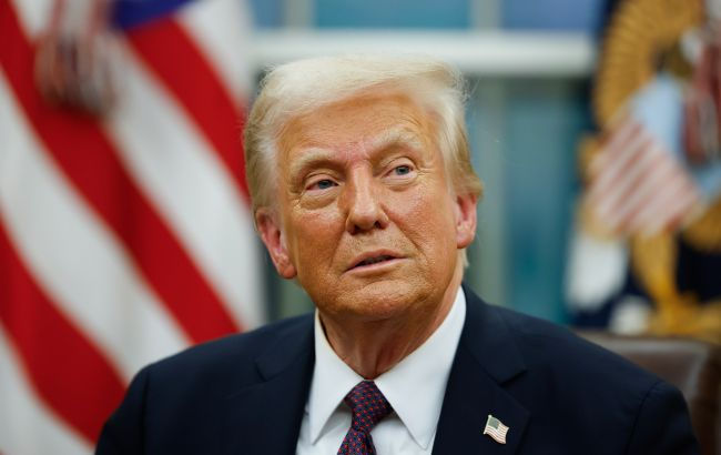 Trump anunță construcția pe scară largă a navelor și submarinelor.