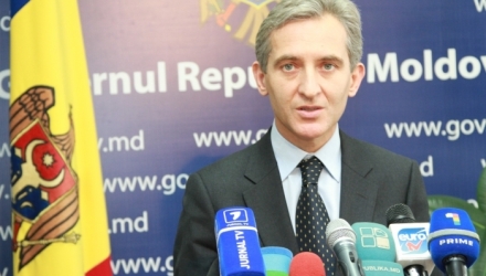 Ministrul de Externe afirmă că și-a asumat toate riscurile ca cererea sa de demisie să fie acceptată de premierul Vlad Filat.